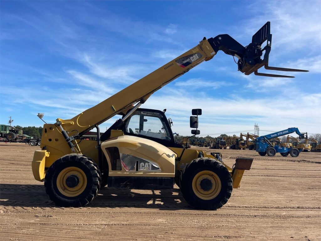 2014 Caterpillar TH514C