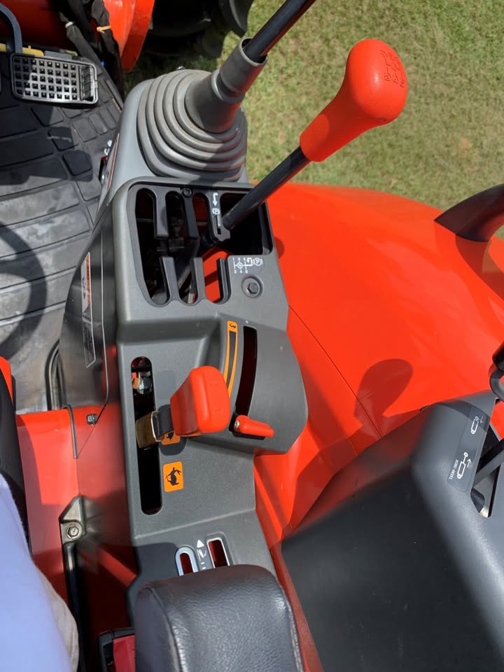 2021 Kubota M7060 HD12 W Attachments
